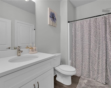 8026 Linfield - Photo Thumbnail 8