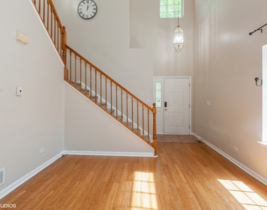 2215 Stoughton Drive - Photo Thumbnail 6