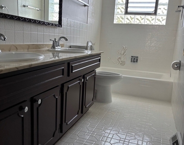 851 N Northwest Highway - Photo Thumbnail 9
