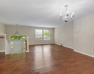 101 Driscoll Lane - Photo Thumbnail 7