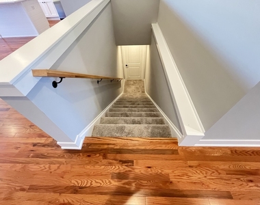 970 Meadow Lane - Photo Thumbnail 23
