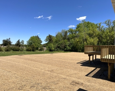 970 Meadow Lane - Photo Thumbnail 26