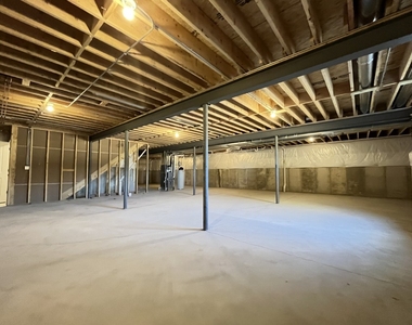 970 Meadow Lane - Photo Thumbnail 25