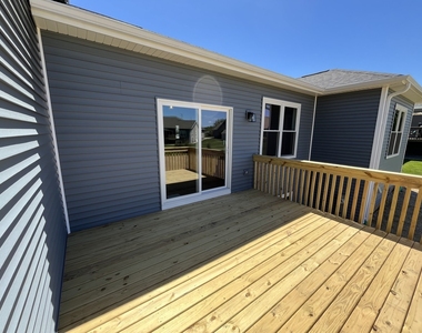 970 Meadow Lane - Photo Thumbnail 30