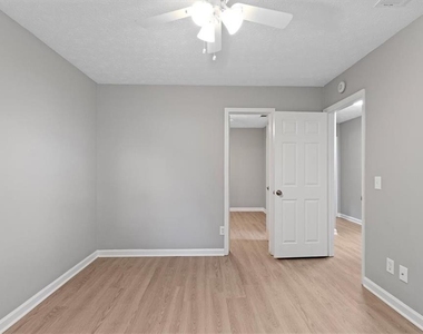 892 Five Forks Trickum Road - Photo Thumbnail 12
