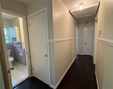2712 Sherlock Drive - Photo Thumbnail 12