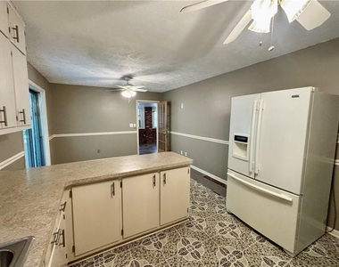 2712 Sherlock Drive - Photo Thumbnail 6