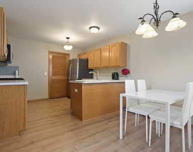 2805 Packford Lane - Photo Thumbnail 17
