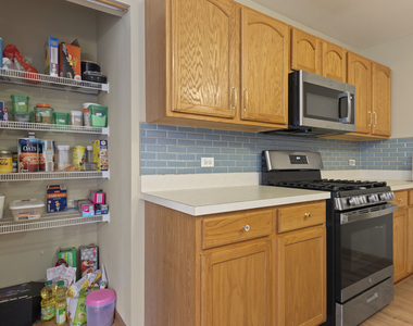 2805 Packford Lane - Photo Thumbnail 2