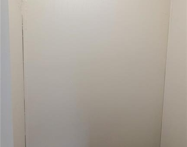 99 Center Grove Drive - Photo Thumbnail 19