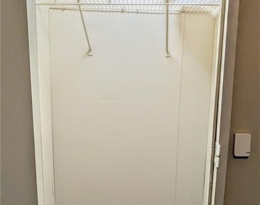 99 Center Grove Drive - Photo Thumbnail 21