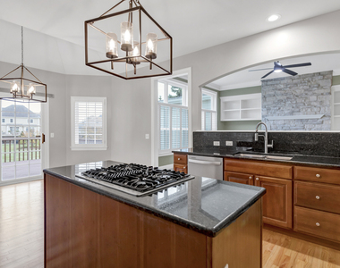 3n812 John Greenleaf Whittier Place - Photo Thumbnail 30