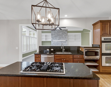 3n812 John Greenleaf Whittier Place - Photo Thumbnail 32