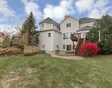 3n812 John Greenleaf Whittier Place - Photo Thumbnail 5