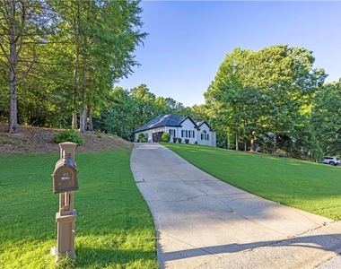 151 Dumar Lane - Photo Thumbnail 8