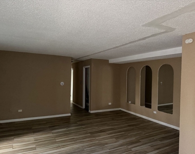 950 E 86th Street - Photo Thumbnail 2