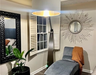 463 Valleyside Drive - Photo Thumbnail 6