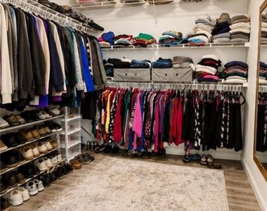 463 Valleyside Drive - Photo Thumbnail 8