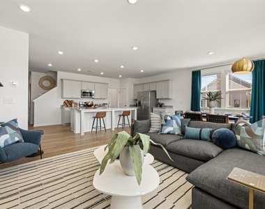 113 Vision Street - Photo Thumbnail 2