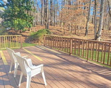 860 Crab Orchard Drive - Photo Thumbnail 12