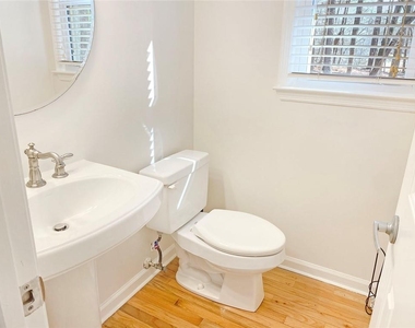 860 Crab Orchard Drive - Photo Thumbnail 14