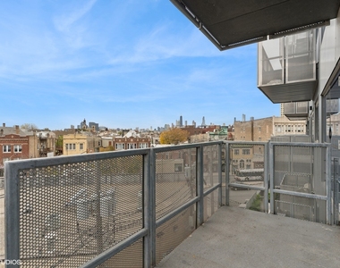 1241 N Milwaukee Avenue - Photo Thumbnail 10