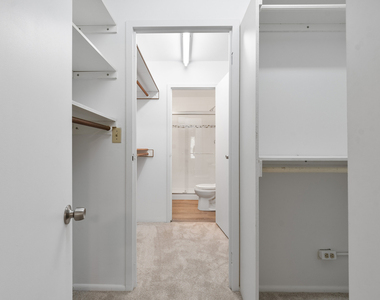 1250 Park Avenue W - Photo Thumbnail 8