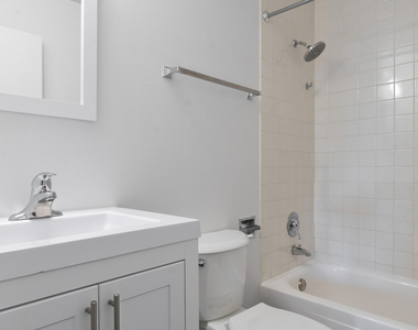 1250 Park Avenue W - Photo Thumbnail 12
