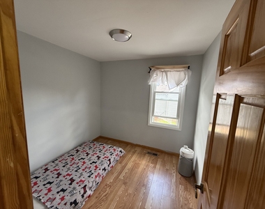208 W Nippersink Road - Photo Thumbnail 11