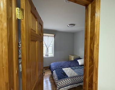 208 W Nippersink Road - Photo Thumbnail 6