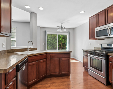 337 Devoe Drive - Photo Thumbnail 6