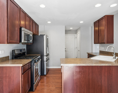 337 Devoe Drive - Photo Thumbnail 5