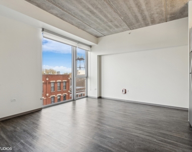 1920 N Milwaukee Avenue - Photo Thumbnail 2