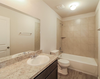 13470 Musky Drive - Photo Thumbnail 7