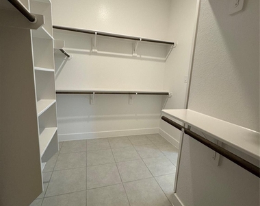 7129 Carriage Light Drive - Photo Thumbnail 44