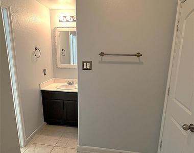 15631 Marble Bluff Lane - Photo Thumbnail 13