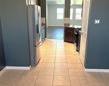 15631 Marble Bluff Lane - Photo Thumbnail 7