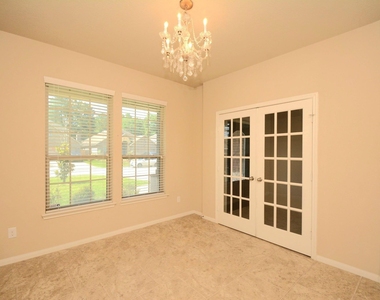 7418 Durango Creek Drive - Photo Thumbnail 12