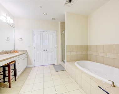914 Main Street - Photo Thumbnail 25