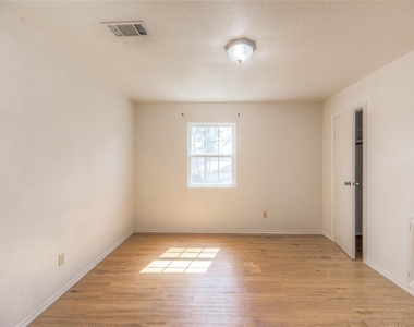 25634 Chestnut Lane - Photo Thumbnail 17