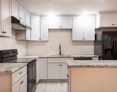22262 Adams Street - Photo Thumbnail 5