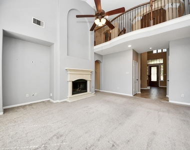 9427 Sapphire Bay Lane - Photo Thumbnail 22