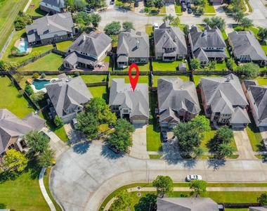 9427 Sapphire Bay Lane - Photo Thumbnail 1