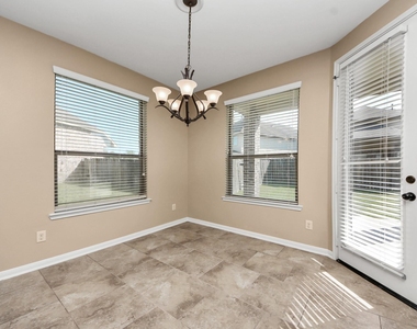 9427 Sapphire Bay Lane - Photo Thumbnail 19
