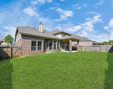 9427 Sapphire Bay Lane - Photo Thumbnail 45