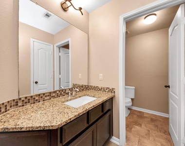 9427 Sapphire Bay Lane - Photo Thumbnail 44