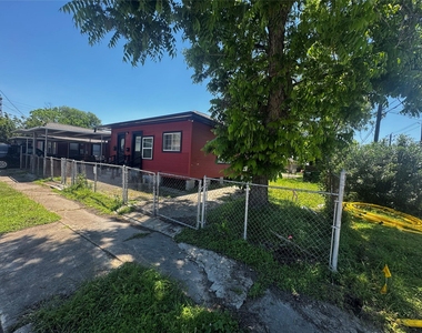 1504 Luzon Street - Photo Thumbnail 7