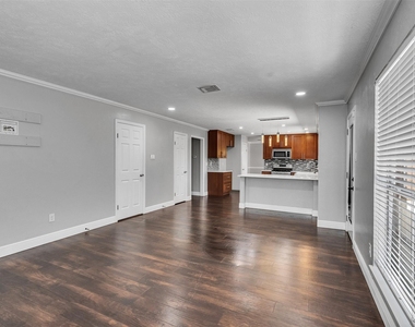 4430 Echo Falls Drive - Photo Thumbnail 8