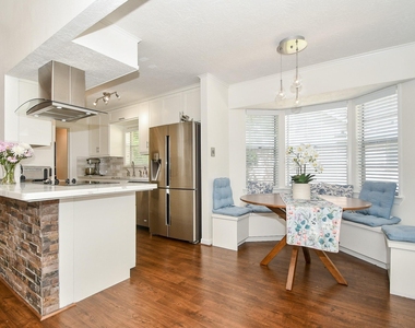 12806 Westhorpe Drive - Photo Thumbnail 17