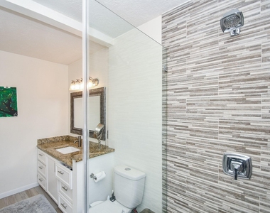 12806 Westhorpe Drive - Photo Thumbnail 37